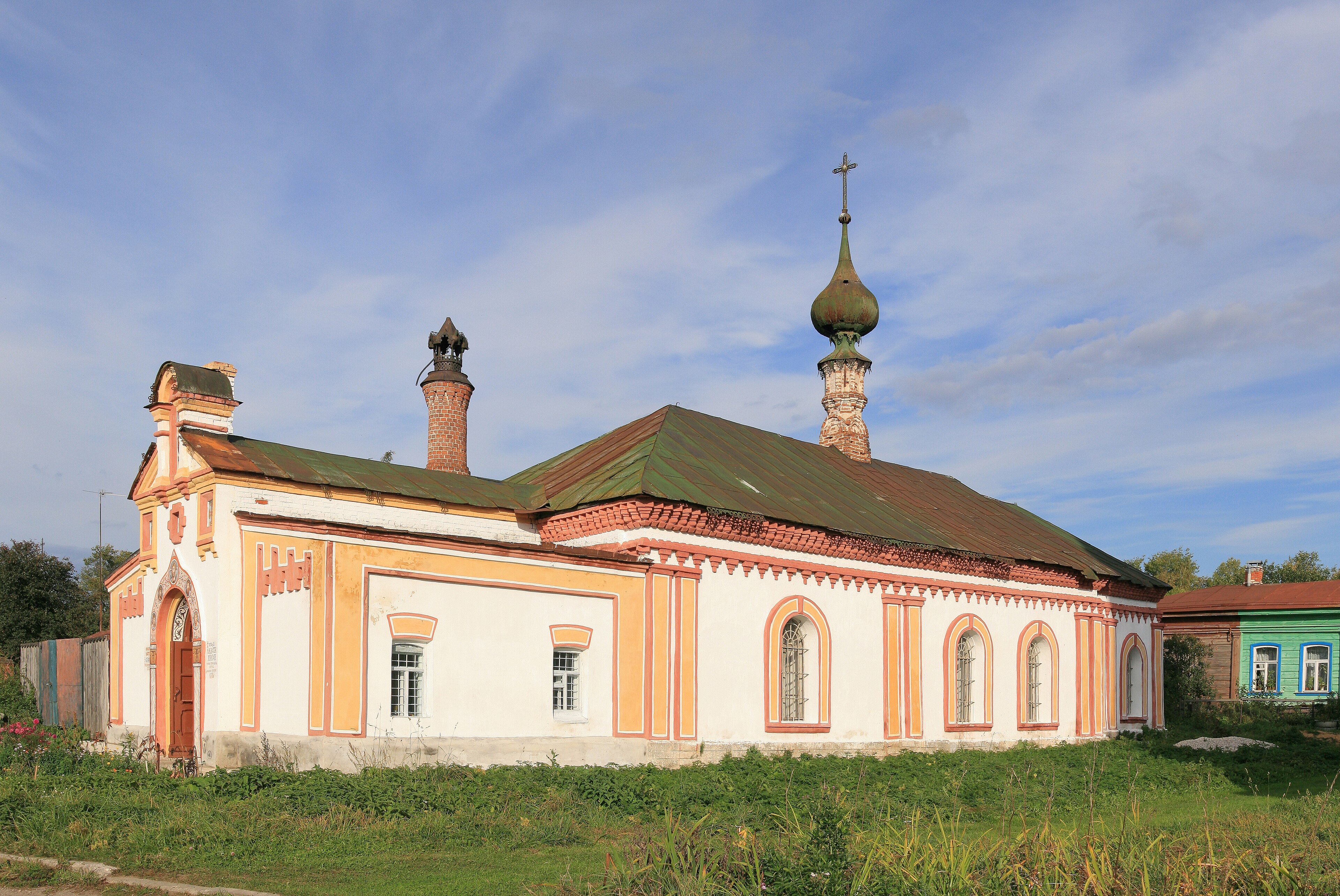 Рождественская церковь у кремля